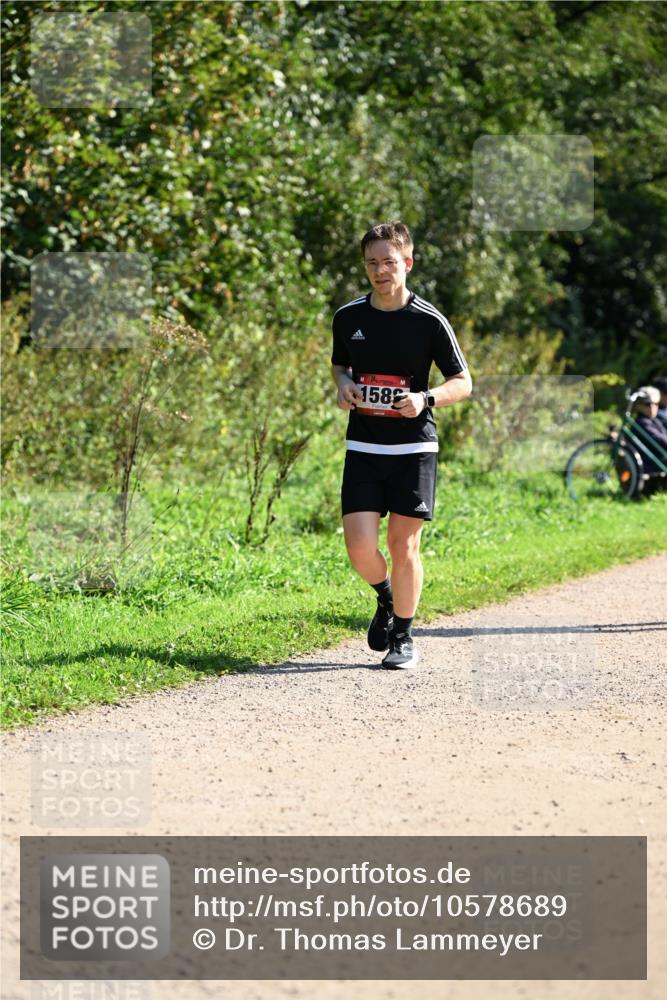 27.09.2026 - 35. Volkslauf durch das schöne Alstertal Dr. Thomas Lammeyer http://msf.ph/oto/10578689 27.09.2026 12:02:37 Laufen 158 meine-sportfotos.de