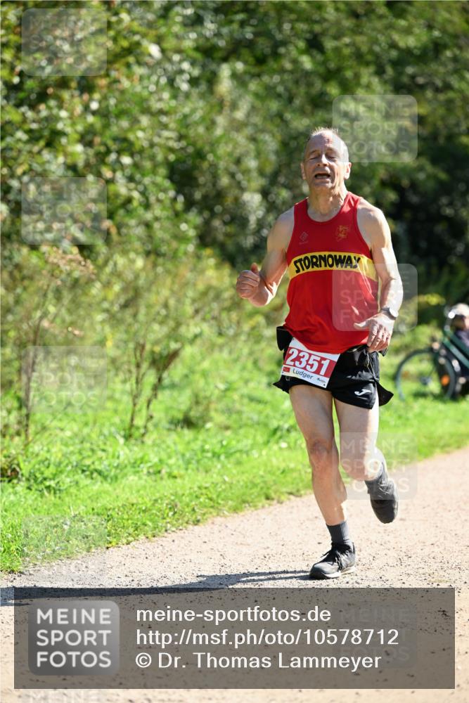 27.09.2026 - 35. Volkslauf durch das schöne Alstertal Dr. Thomas Lammeyer http://msf.ph/oto/10578712 27.09.2026 12:03:06 Laufen 2351 meine-sportfotos.de