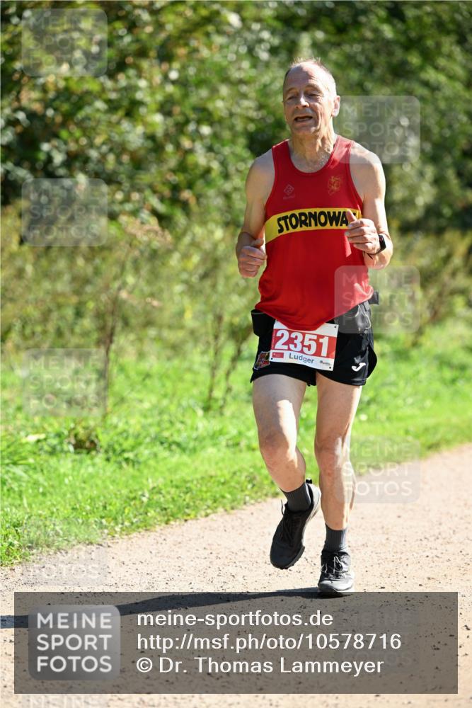27.09.2026 - 35. Volkslauf durch das schöne Alstertal Dr. Thomas Lammeyer http://msf.ph/oto/10578716 27.09.2026 12:03:06 Laufen 2351 meine-sportfotos.de