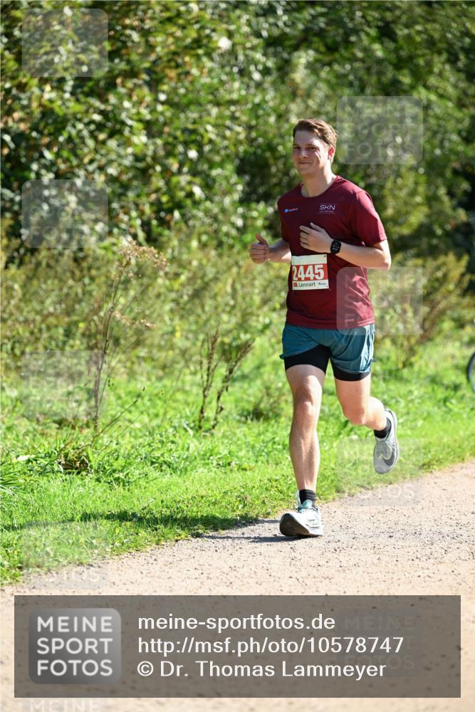 27.09.2026 - 35. Volkslauf durch das schöne Alstertal Dr. Thomas Lammeyer http://msf.ph/oto/10578747 27.09.2026 12:03:24 Laufen 2445 meine-sportfotos.de