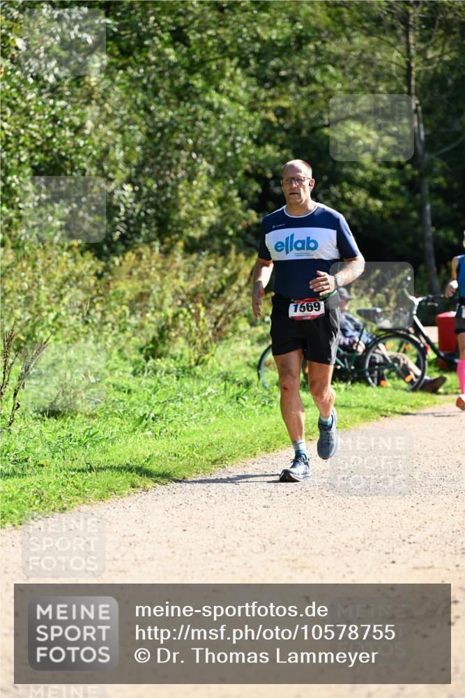 27.09.2026 - 35. Volkslauf durch das schöne Alstertal Dr. Thomas Lammeyer http://msf.ph/oto/10578755 27.09.2026 12:03:27 Laufen 1569 meine-sportfotos.de
