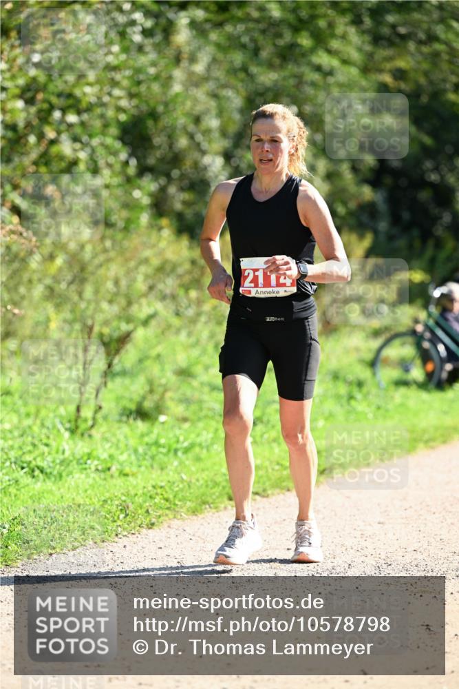 27.09.2026 - 35. Volkslauf durch das schöne Alstertal Dr. Thomas Lammeyer http://msf.ph/oto/10578798 27.09.2026 12:03:40 Laufen 2114 meine-sportfotos.de
