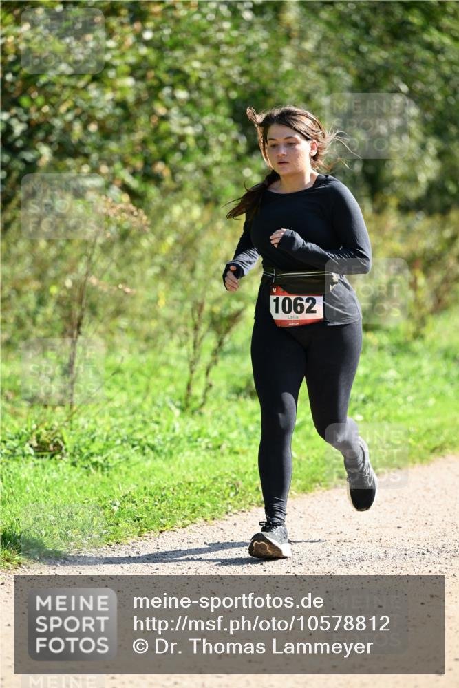 27.09.2026 - 35. Volkslauf durch das schöne Alstertal Dr. Thomas Lammeyer http://msf.ph/oto/10578812 27.09.2026 12:03:45 Laufen 1062 meine-sportfotos.de