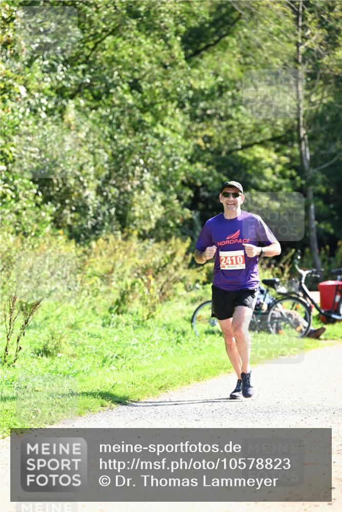 27.09.2026 - 35. Volkslauf durch das schöne Alstertal Dr. Thomas Lammeyer http://msf.ph/oto/10578823 27.09.2026 12:03:53 Laufen 2410 meine-sportfotos.de