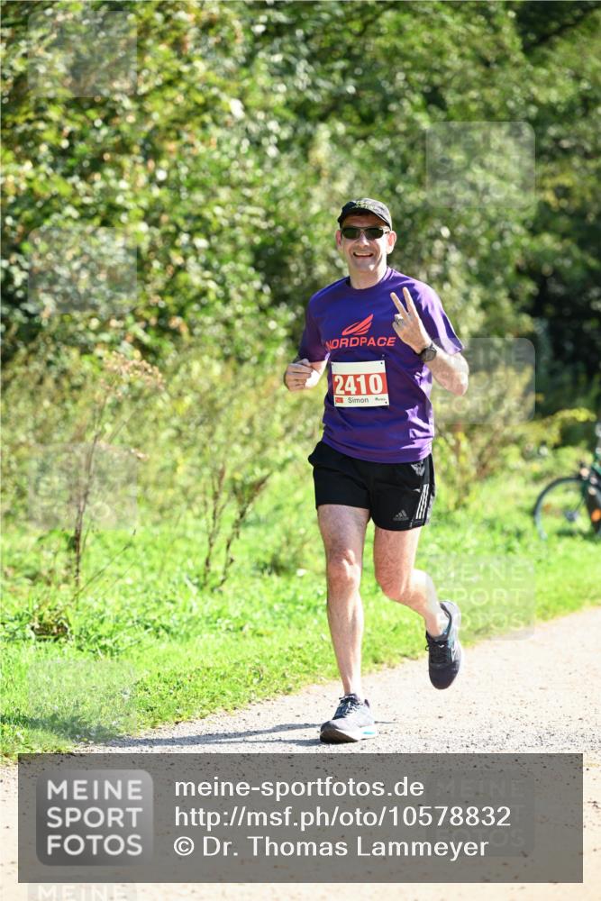 27.09.2026 - 35. Volkslauf durch das schöne Alstertal Dr. Thomas Lammeyer http://msf.ph/oto/10578832 27.09.2026 12:03:54 Laufen 2410 meine-sportfotos.de