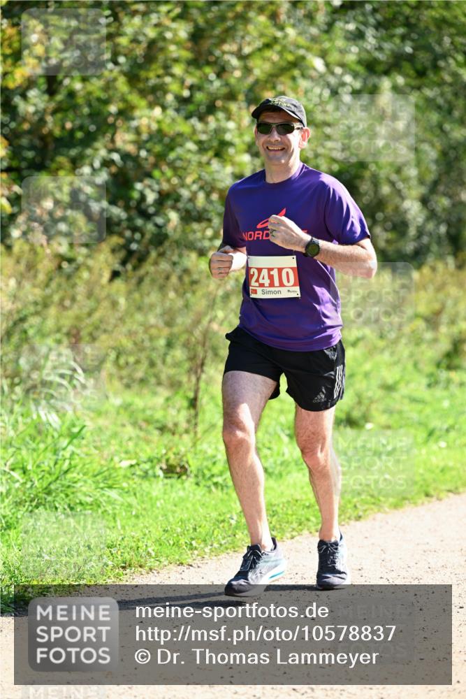 27.09.2026 - 35. Volkslauf durch das schöne Alstertal Dr. Thomas Lammeyer http://msf.ph/oto/10578837 27.09.2026 12:03:55 Laufen 2410 meine-sportfotos.de
