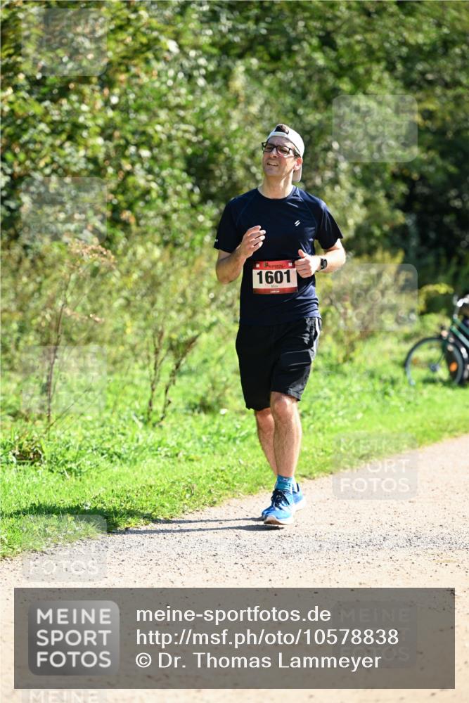 27.09.2026 - 35. Volkslauf durch das schöne Alstertal Dr. Thomas Lammeyer http://msf.ph/oto/10578838 27.09.2026 12:04:03 Laufen 1601 meine-sportfotos.de