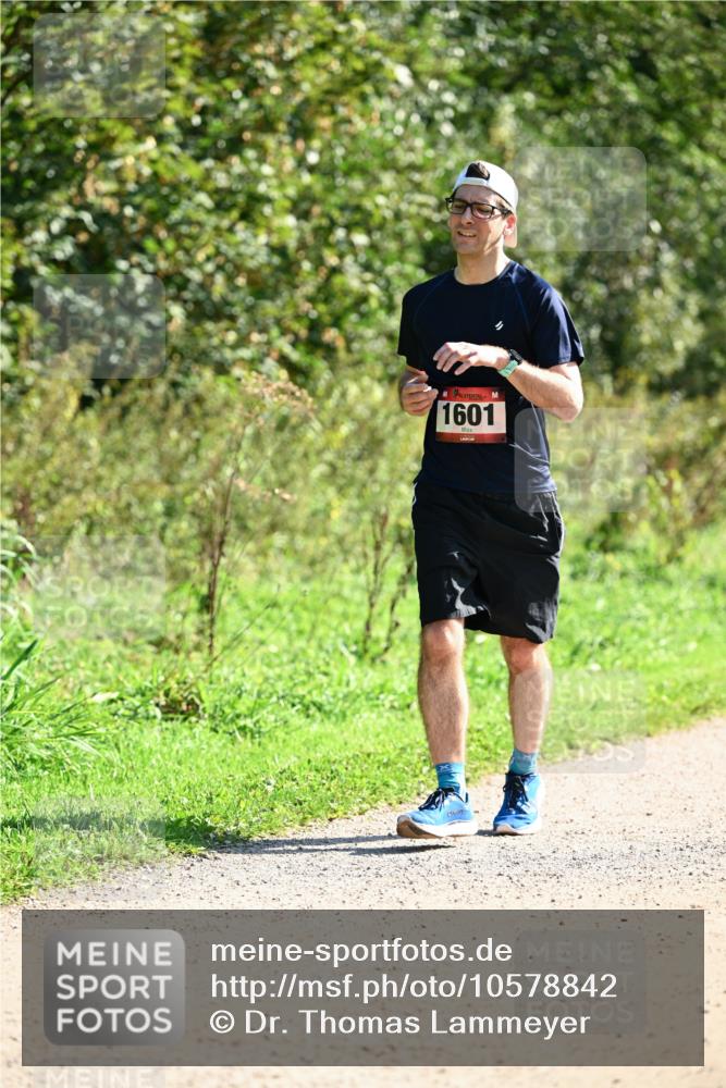 27.09.2026 - 35. Volkslauf durch das schöne Alstertal Dr. Thomas Lammeyer http://msf.ph/oto/10578842 27.09.2026 12:04:03 Laufen 1601 meine-sportfotos.de