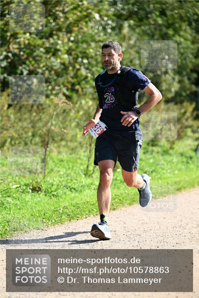 27.09.2026 - 35. Volkslauf durch das schöne Alstertal Dr. Thomas Lammeyer http://msf.ph/oto/10578863 27.09.2026 12:04:10 Laufen 20, 36 meine-sportfotos.de