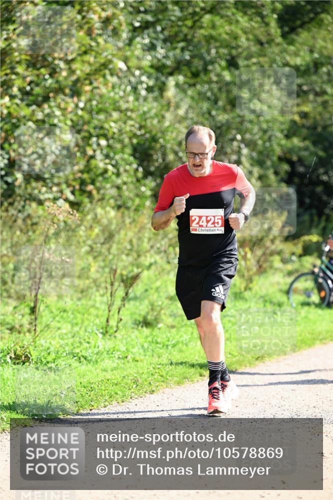 27.09.2026 - 35. Volkslauf durch das schöne Alstertal Dr. Thomas Lammeyer http://msf.ph/oto/10578869 27.09.2026 12:04:29 Laufen 2425 meine-sportfotos.de