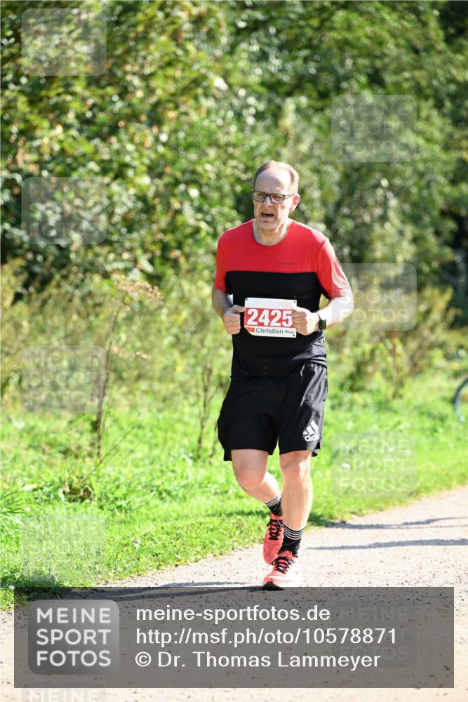 27.09.2026 - 35. Volkslauf durch das schöne Alstertal Dr. Thomas Lammeyer http://msf.ph/oto/10578871 27.09.2026 12:04:30 Laufen 2425 meine-sportfotos.de