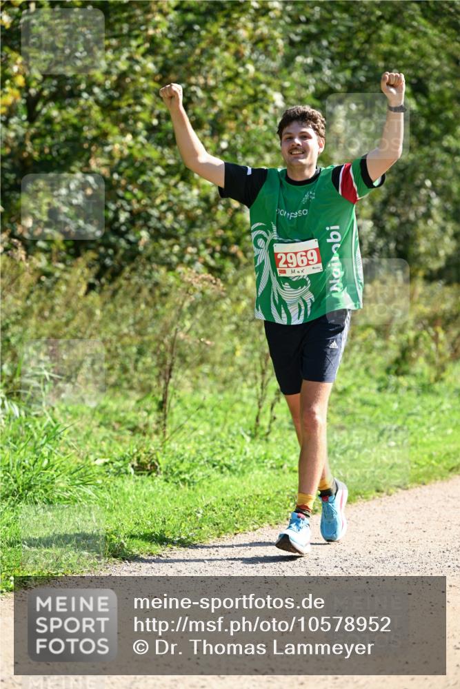 27.09.2026 - 35. Volkslauf durch das schöne Alstertal Dr. Thomas Lammeyer http://msf.ph/oto/10578952 27.09.2026 12:05:07 Laufen 2969 meine-sportfotos.de