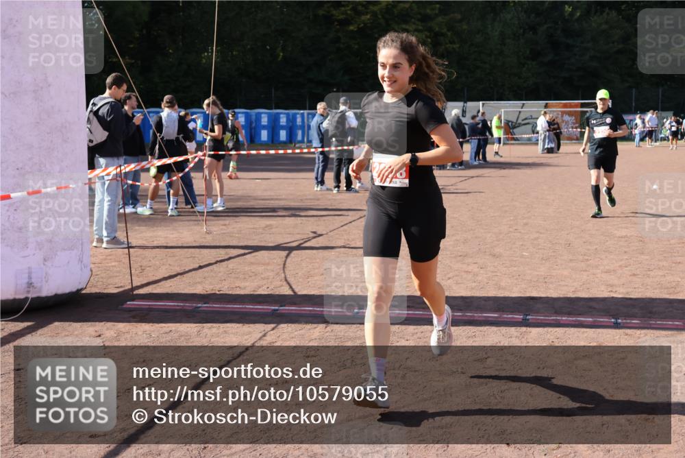 27.09.2026 - 35. Volkslauf durch das schöne Alstertal Strokosch-Dieckow http://msf.ph/oto/10579055 27.09.2026 12:47:15 Ziel 2038, 2320 meine-sportfotos.de