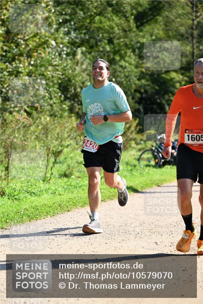 27.09.2026 - 35. Volkslauf durch das schöne Alstertal Dr. Thomas Lammeyer http://msf.ph/oto/10579070 27.09.2026 12:05:53 Laufen 2420, 1605 meine-sportfotos.de