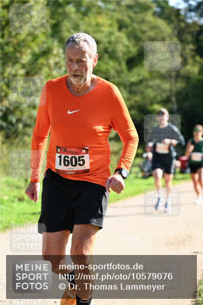 27.09.2026 - 35. Volkslauf durch das schöne Alstertal Dr. Thomas Lammeyer http://msf.ph/oto/10579076 27.09.2026 12:05:54 Laufen 1605 meine-sportfotos.de