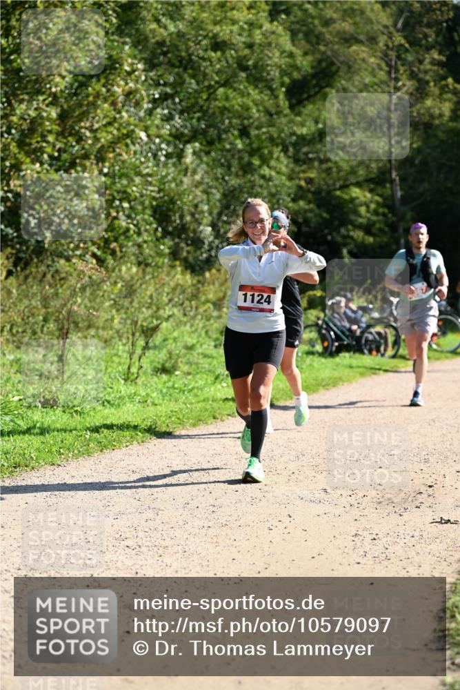 27.09.2026 - 35. Volkslauf durch das schöne Alstertal Dr. Thomas Lammeyer http://msf.ph/oto/10579097 27.09.2026 12:05:58 Laufen 1124 meine-sportfotos.de