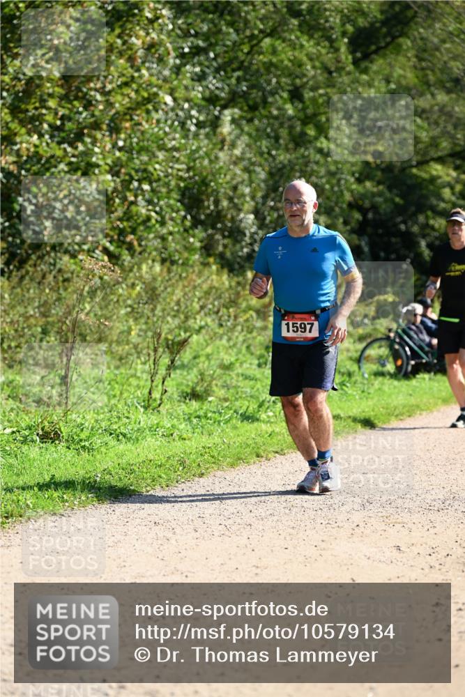 27.09.2026 - 35. Volkslauf durch das schöne Alstertal Dr. Thomas Lammeyer http://msf.ph/oto/10579134 27.09.2026 12:06:10 Laufen 1597 meine-sportfotos.de