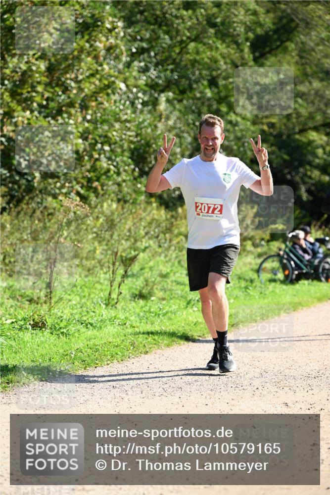 27.09.2026 - 35. Volkslauf durch das schöne Alstertal Dr. Thomas Lammeyer http://msf.ph/oto/10579165 27.09.2026 12:06:25 Laufen 2072 meine-sportfotos.de