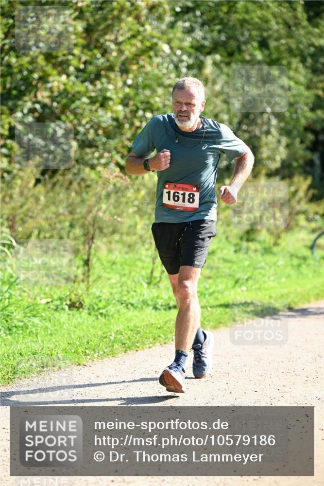 27.09.2026 - 35. Volkslauf durch das schöne Alstertal Dr. Thomas Lammeyer http://msf.ph/oto/10579186 27.09.2026 12:06:36 Laufen 1618 meine-sportfotos.de