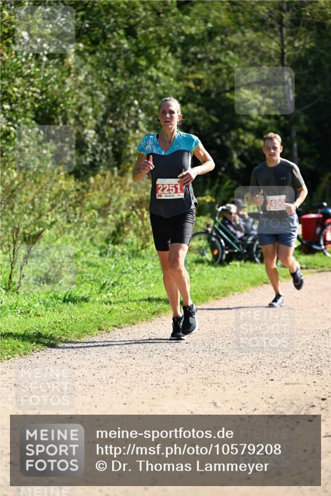 27.09.2026 - 35. Volkslauf durch das schöne Alstertal Dr. Thomas Lammeyer http://msf.ph/oto/10579208 27.09.2026 12:06:44 Laufen 2251, 2490 meine-sportfotos.de