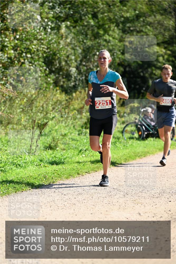 27.09.2026 - 35. Volkslauf durch das schöne Alstertal Dr. Thomas Lammeyer http://msf.ph/oto/10579211 27.09.2026 12:06:45 Laufen 2251, 2490 meine-sportfotos.de