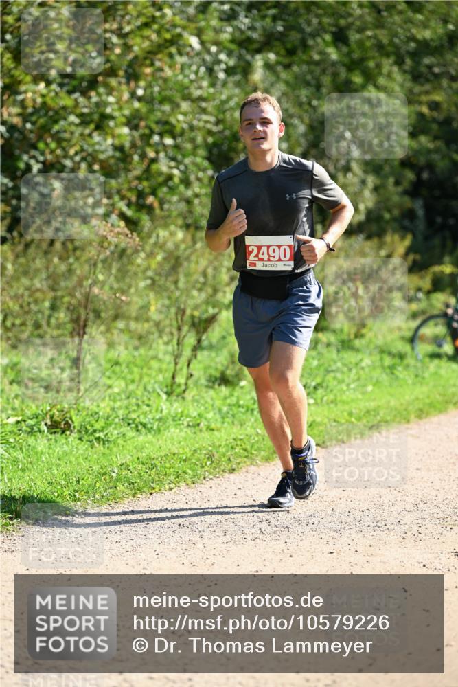 27.09.2026 - 35. Volkslauf durch das schöne Alstertal Dr. Thomas Lammeyer http://msf.ph/oto/10579226 27.09.2026 12:06:47 Laufen 2490 meine-sportfotos.de