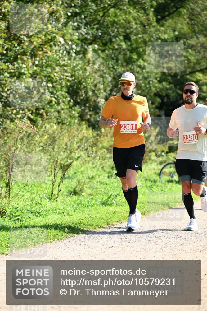 27.09.2026 - 35. Volkslauf durch das schöne Alstertal Dr. Thomas Lammeyer http://msf.ph/oto/10579231 27.09.2026 12:06:55 Laufen 2381, 2380 meine-sportfotos.de