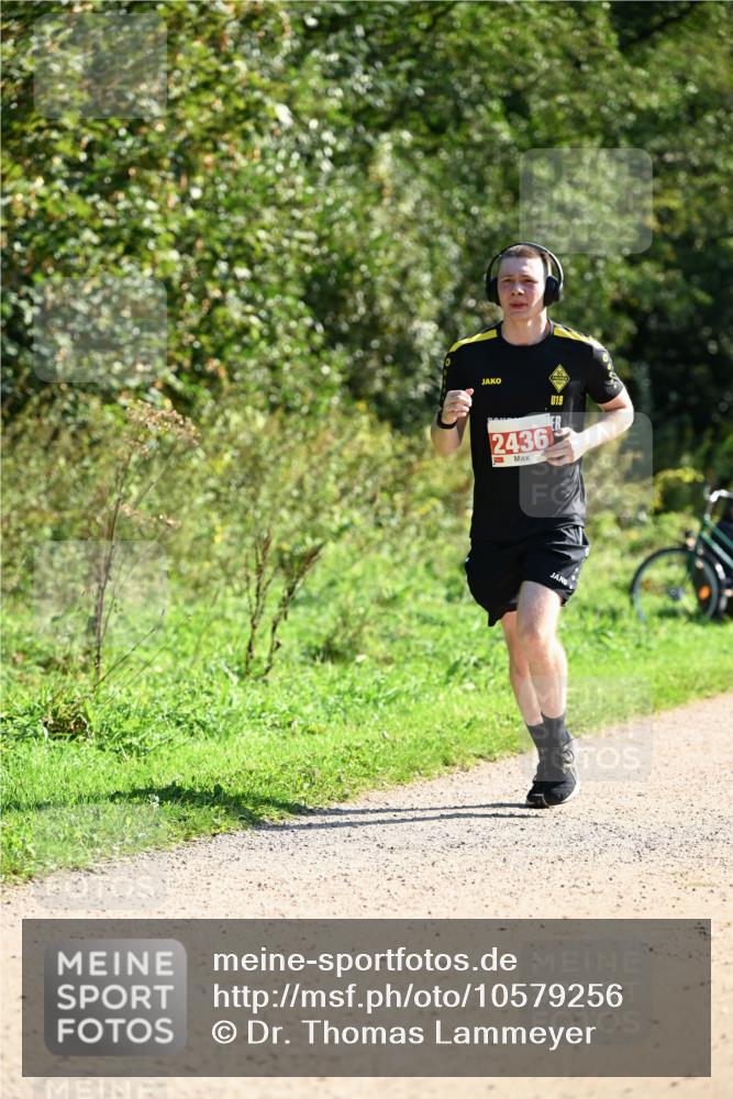 27.09.2026 - 35. Volkslauf durch das schöne Alstertal Dr. Thomas Lammeyer http://msf.ph/oto/10579256 27.09.2026 12:07:00 Laufen 2436, 019 meine-sportfotos.de
