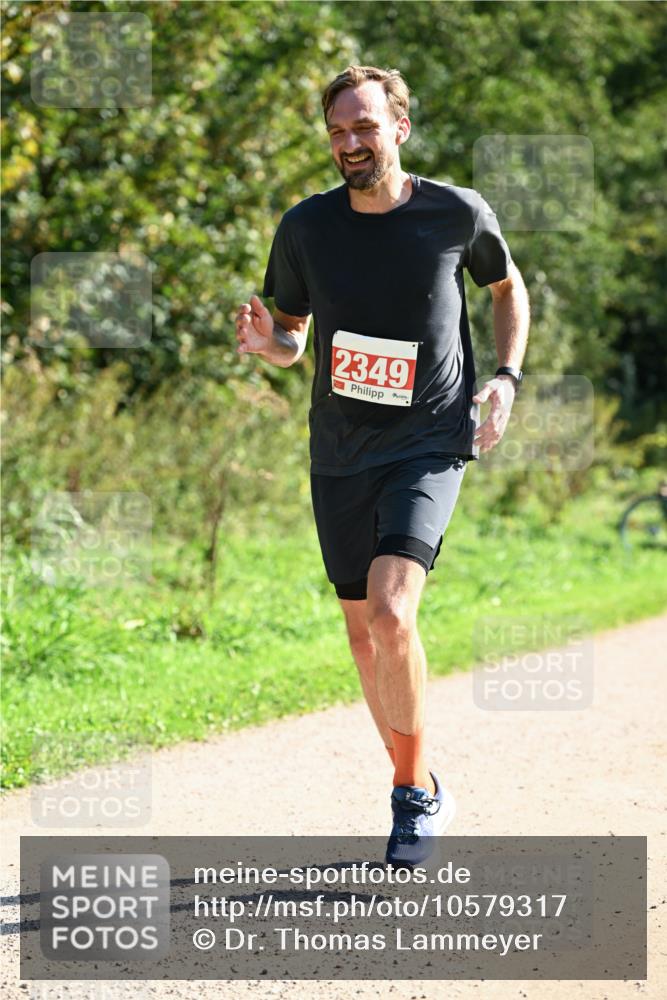 27.09.2026 - 35. Volkslauf durch das schöne Alstertal Dr. Thomas Lammeyer http://msf.ph/oto/10579317 27.09.2026 12:07:56 Laufen 2349 meine-sportfotos.de