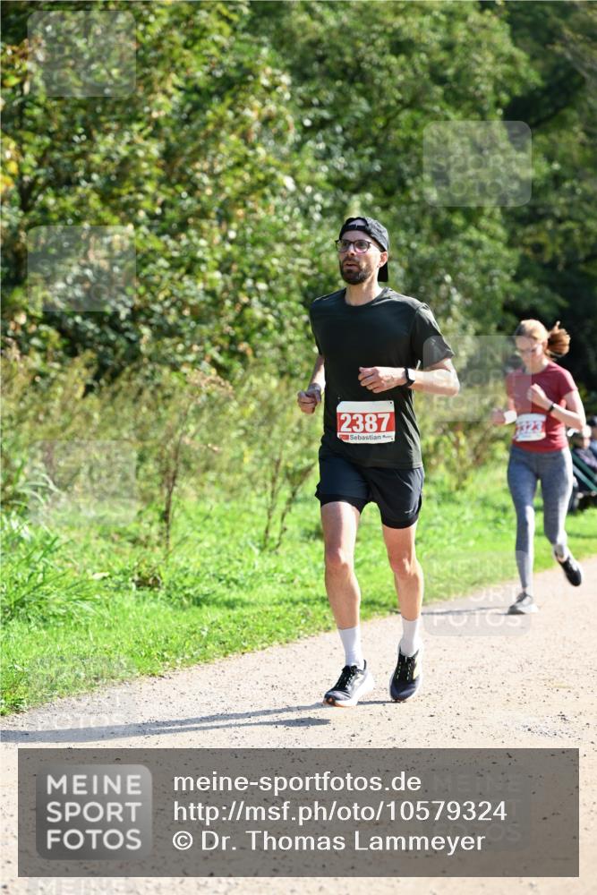 27.09.2026 - 35. Volkslauf durch das schöne Alstertal Dr. Thomas Lammeyer http://msf.ph/oto/10579324 27.09.2026 12:08:16 Laufen 2387 meine-sportfotos.de