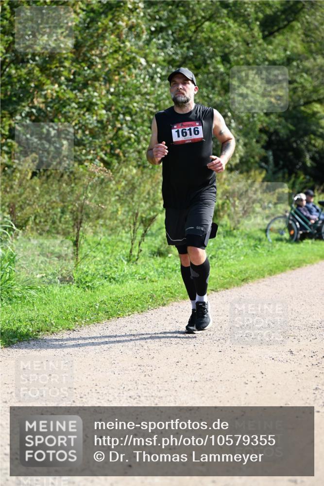 27.09.2026 - 35. Volkslauf durch das schöne Alstertal Dr. Thomas Lammeyer http://msf.ph/oto/10579355 27.09.2026 12:08:25 Laufen 1616 meine-sportfotos.de