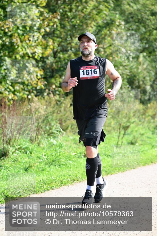 27.09.2026 - 35. Volkslauf durch das schöne Alstertal Dr. Thomas Lammeyer http://msf.ph/oto/10579363 27.09.2026 12:08:26 Laufen 1616 meine-sportfotos.de