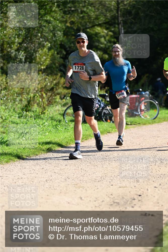 27.09.2026 - 35. Volkslauf durch das schöne Alstertal Dr. Thomas Lammeyer http://msf.ph/oto/10579455 27.09.2026 12:09:01 Laufen 1728, 1608 meine-sportfotos.de