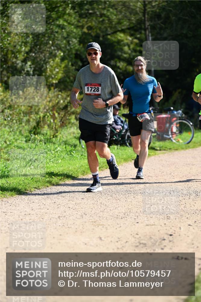 27.09.2026 - 35. Volkslauf durch das schöne Alstertal Dr. Thomas Lammeyer http://msf.ph/oto/10579457 27.09.2026 12:09:01 Laufen 1728, 160 meine-sportfotos.de