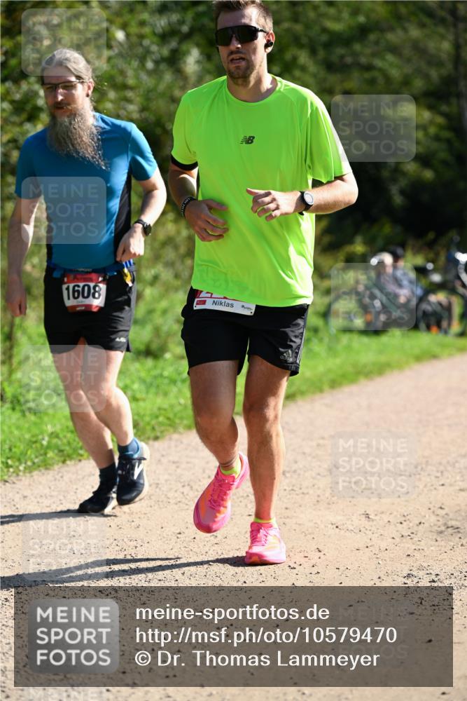 27.09.2026 - 35. Volkslauf durch das schöne Alstertal Dr. Thomas Lammeyer http://msf.ph/oto/10579470 27.09.2026 12:09:04 Laufen 1608 meine-sportfotos.de
