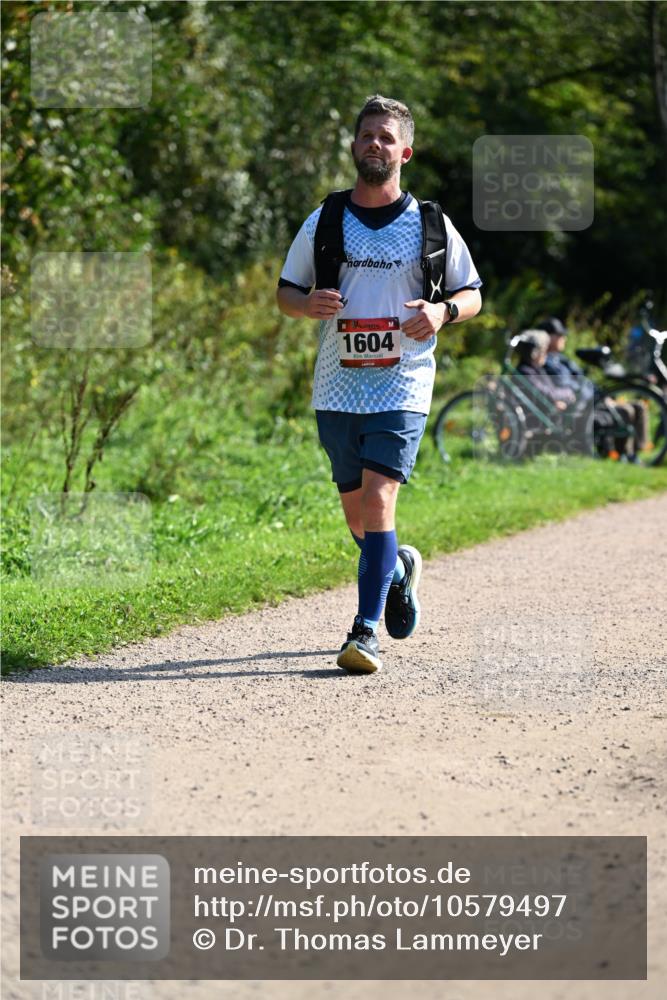 27.09.2026 - 35. Volkslauf durch das schöne Alstertal Dr. Thomas Lammeyer http://msf.ph/oto/10579497 27.09.2026 12:09:19 Laufen 1604 meine-sportfotos.de