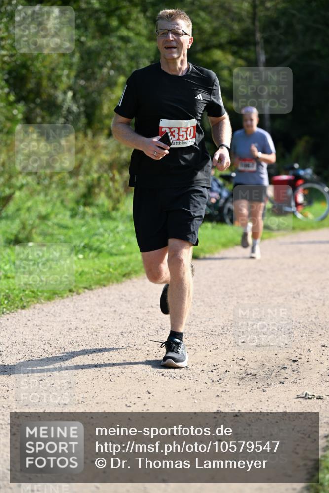 27.09.2026 - 35. Volkslauf durch das schöne Alstertal Dr. Thomas Lammeyer http://msf.ph/oto/10579547 27.09.2026 12:09:42 Laufen 350 meine-sportfotos.de