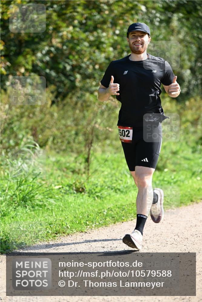 27.09.2026 - 35. Volkslauf durch das schöne Alstertal Dr. Thomas Lammeyer http://msf.ph/oto/10579588 27.09.2026 12:09:52 Laufen 502 meine-sportfotos.de