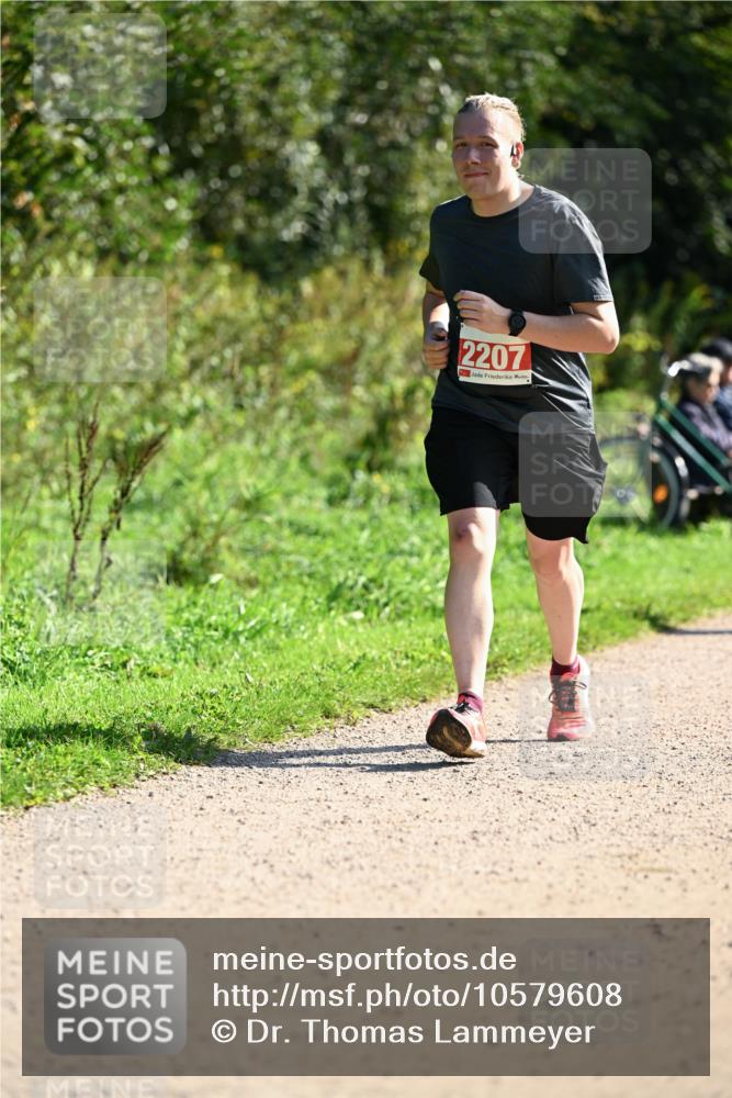 27.09.2026 - 35. Volkslauf durch das schöne Alstertal Dr. Thomas Lammeyer http://msf.ph/oto/10579608 27.09.2026 12:10:03 Laufen 2207 meine-sportfotos.de