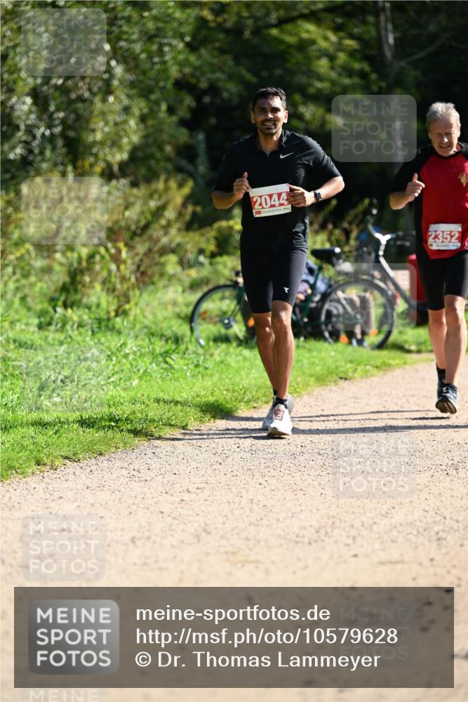 27.09.2026 - 35. Volkslauf durch das schöne Alstertal Dr. Thomas Lammeyer http://msf.ph/oto/10579628 27.09.2026 12:10:08 Laufen 2044, 2352 meine-sportfotos.de