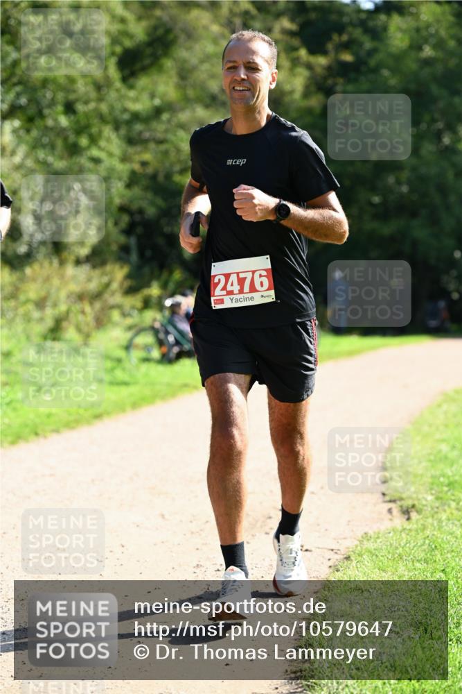 27.09.2026 - 35. Volkslauf durch das schöne Alstertal Dr. Thomas Lammeyer http://msf.ph/oto/10579647 27.09.2026 12:10:11 Laufen 2476 meine-sportfotos.de
