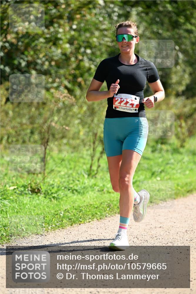 27.09.2026 - 35. Volkslauf durch das schöne Alstertal Dr. Thomas Lammeyer http://msf.ph/oto/10579665 27.09.2026 12:10:33 Laufen 2227, 0 meine-sportfotos.de