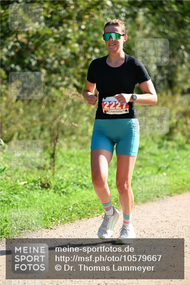 27.09.2026 - 35. Volkslauf durch das schöne Alstertal Dr. Thomas Lammeyer http://msf.ph/oto/10579667 27.09.2026 12:10:34 Laufen 2227 meine-sportfotos.de