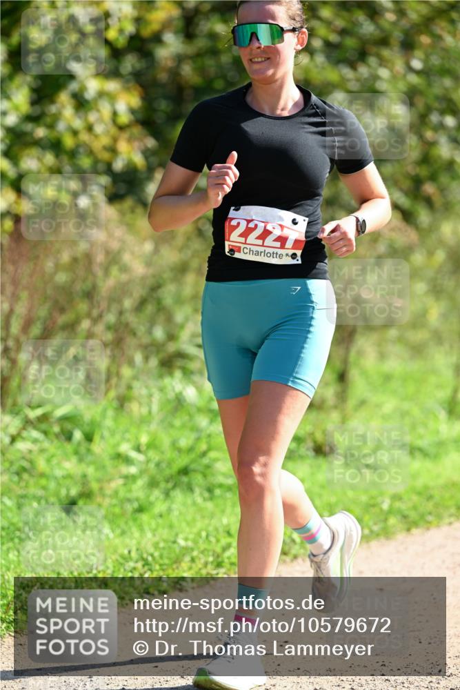 27.09.2026 - 35. Volkslauf durch das schöne Alstertal Dr. Thomas Lammeyer http://msf.ph/oto/10579672 27.09.2026 12:10:34 Laufen 2227, 0 meine-sportfotos.de
