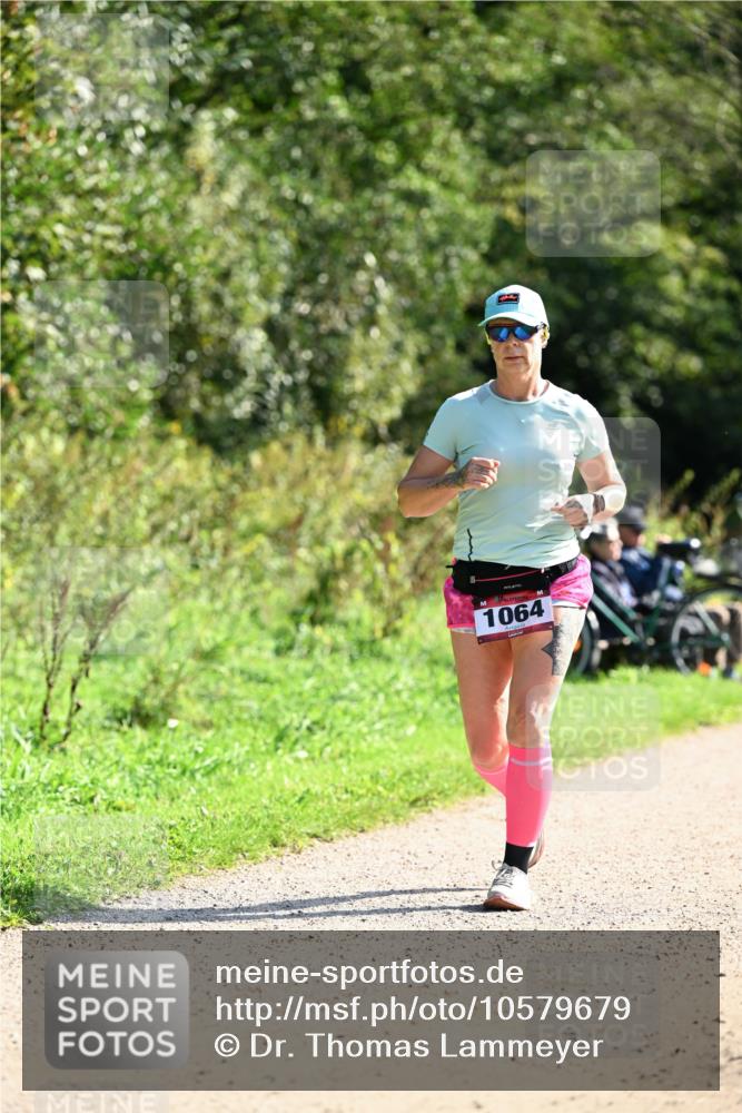 27.09.2026 - 35. Volkslauf durch das schöne Alstertal Dr. Thomas Lammeyer http://msf.ph/oto/10579679 27.09.2026 12:10:51 Laufen 1064 meine-sportfotos.de