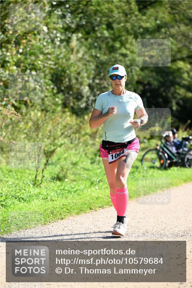 27.09.2026 - 35. Volkslauf durch das schöne Alstertal Dr. Thomas Lammeyer http://msf.ph/oto/10579684 27.09.2026 12:10:52 Laufen 1064 meine-sportfotos.de