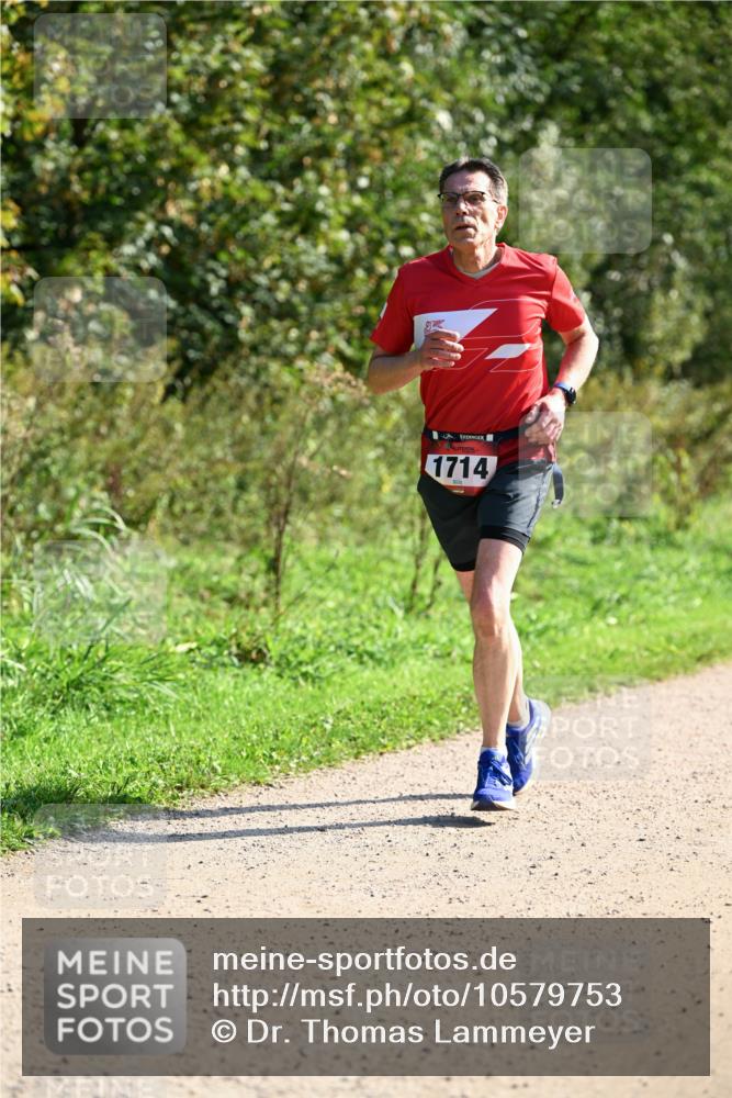 27.09.2026 - 35. Volkslauf durch das schöne Alstertal Dr. Thomas Lammeyer http://msf.ph/oto/10579753 27.09.2026 12:11:08 Laufen 1714 meine-sportfotos.de