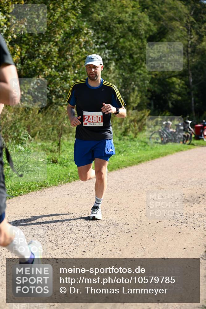 27.09.2026 - 35. Volkslauf durch das schöne Alstertal Dr. Thomas Lammeyer http://msf.ph/oto/10579785 27.09.2026 12:11:15 Laufen 2480 meine-sportfotos.de
