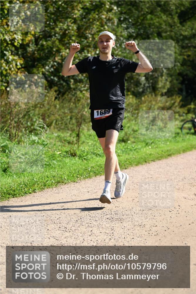 27.09.2026 - 35. Volkslauf durch das schöne Alstertal Dr. Thomas Lammeyer http://msf.ph/oto/10579796 27.09.2026 12:11:22 Laufen 1689 meine-sportfotos.de