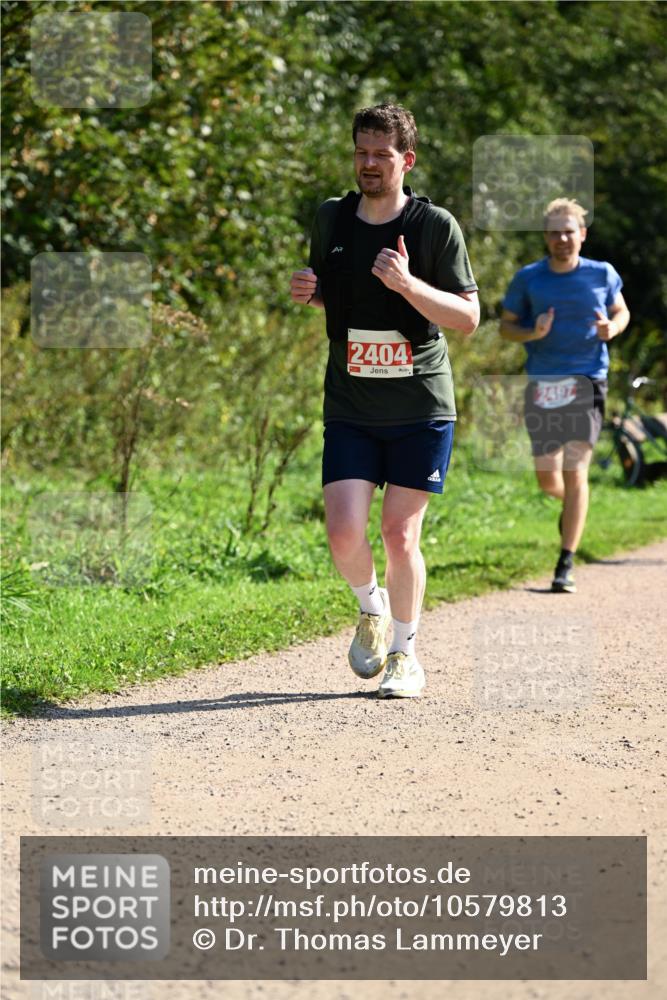 27.09.2026 - 35. Volkslauf durch das schöne Alstertal Dr. Thomas Lammeyer http://msf.ph/oto/10579813 27.09.2026 12:11:27 Laufen 2404, 2497 meine-sportfotos.de